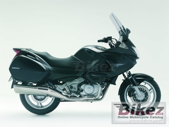 2009 Honda NT700V Deauville photo